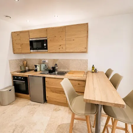 Apartman By Elodie - Parcours Des Arts Iii Hyères